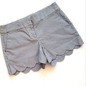 crown & ivy Shelby shorts